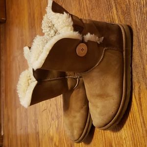 UGG boots (women)